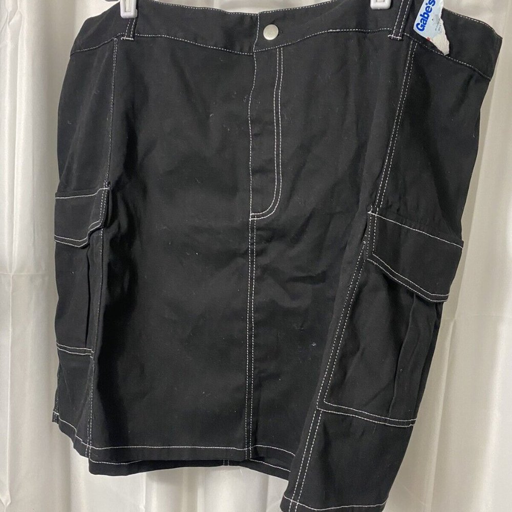 RUE 21 BLACK SKIRT SIZE 4X NEW WITH POCKETS